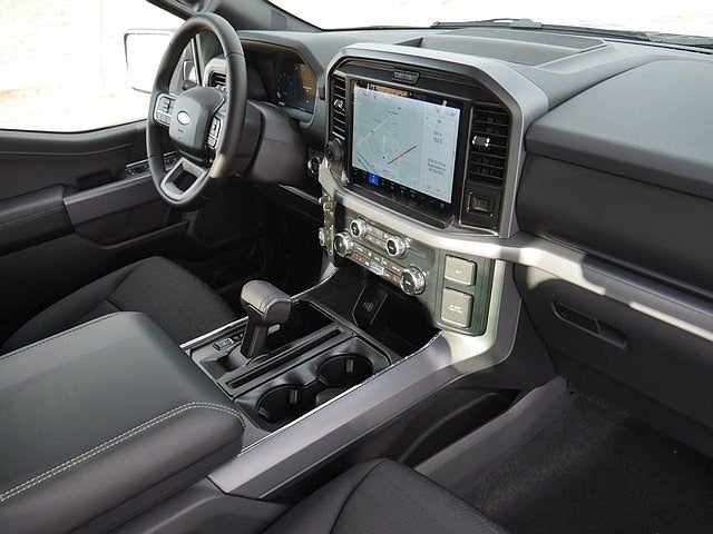 2026 Ford F-150 XLT CREW 4WD