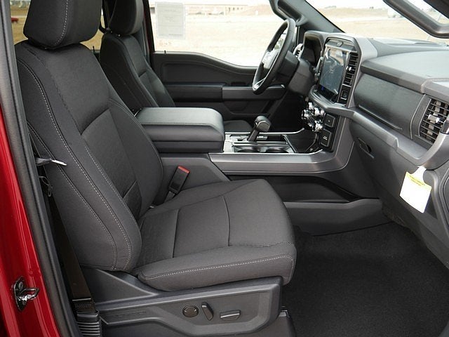 2026 Ford F-150 XLT CREW 4WD