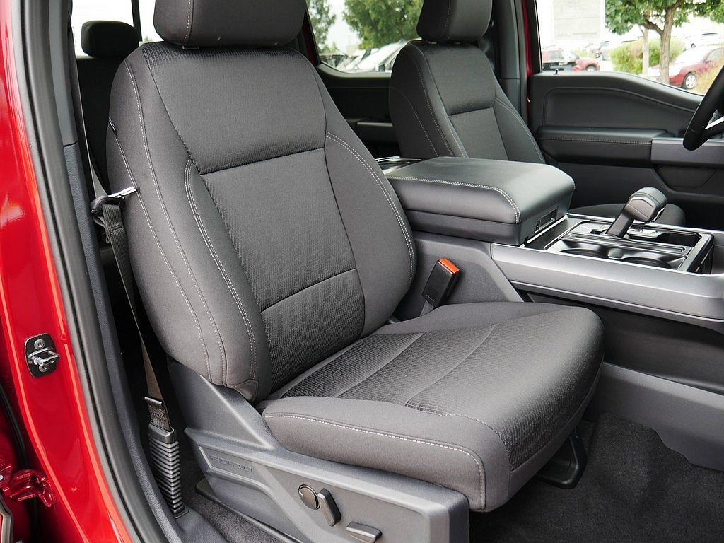 2026 Ford F-150 XLT CREW 4WD