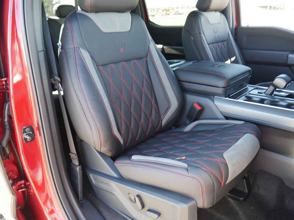 2026 Ford F-150 XLT BLACK WIDOW 4WD