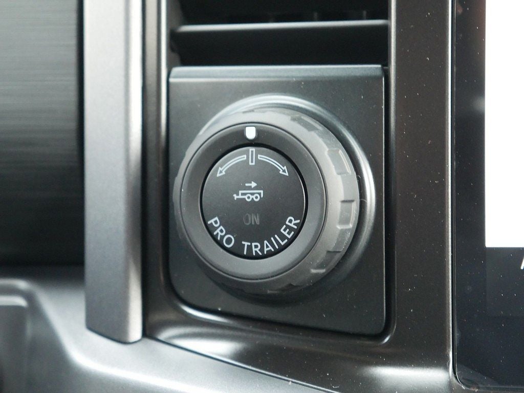 2026 Ford F-150 XLT CREW 4WD