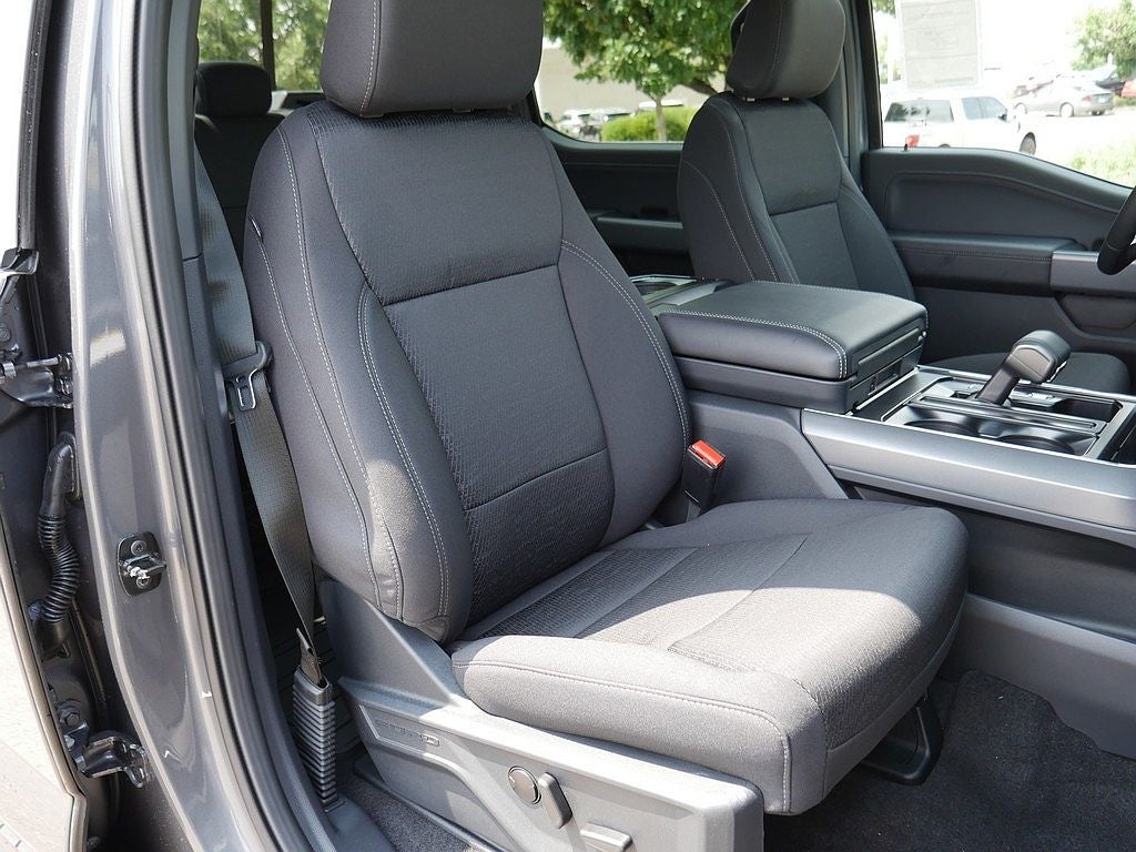 2026 Ford F-150 XLT CREW 4WD