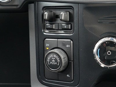 2025 Ford F-150 XLT CREW 4WD