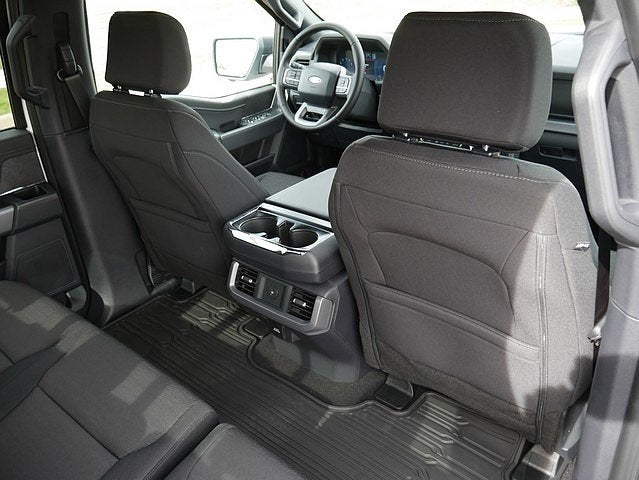 2025 Ford F-150 XLT CREW 4WD