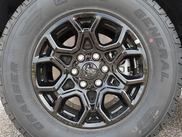 2025 Ford F-150 XLT CREW 4WD