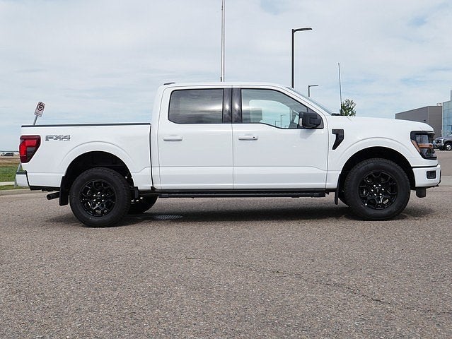 2025 Ford F-150 XLT CREW 4WD
