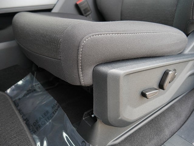 2025 Ford F-150 XLT CREW 4WD