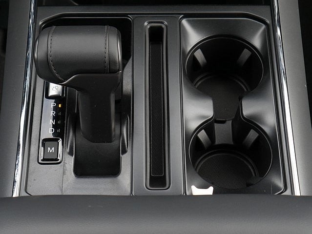 2025 Ford F-150 XLT CREW 4WD