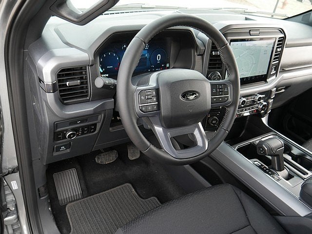 2026 Ford F-150 XLT CREW 4WD