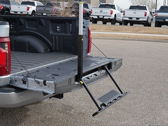 2026 Ford F-150 XLT CREW 4WD