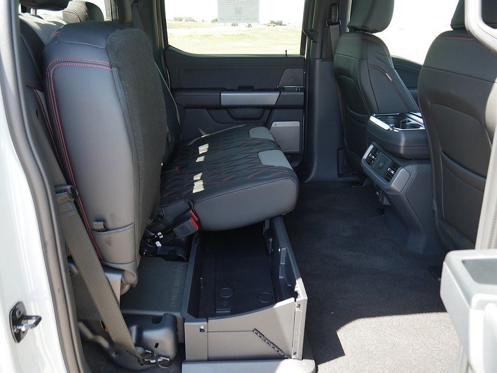 2026 Ford F-150 XLT BLACK WIDOW 4WD
