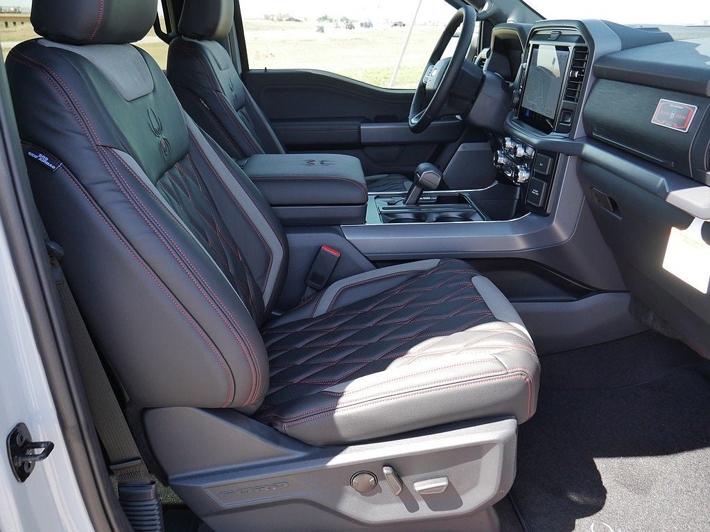 2026 Ford F-150 XLT BLACK WIDOW 4WD