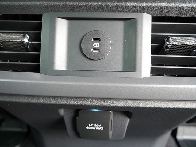 2025 Ford F-150 XLT CREW 4WD