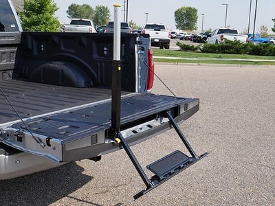 2025 Ford F-150 XLT CREW 4WD