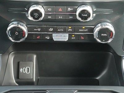 2025 Ford F-150 XLT CREW 4WD