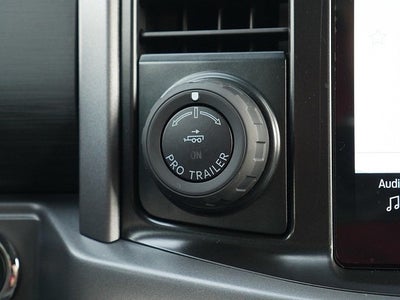 2025 Ford F-150 XLT CREW 4WD