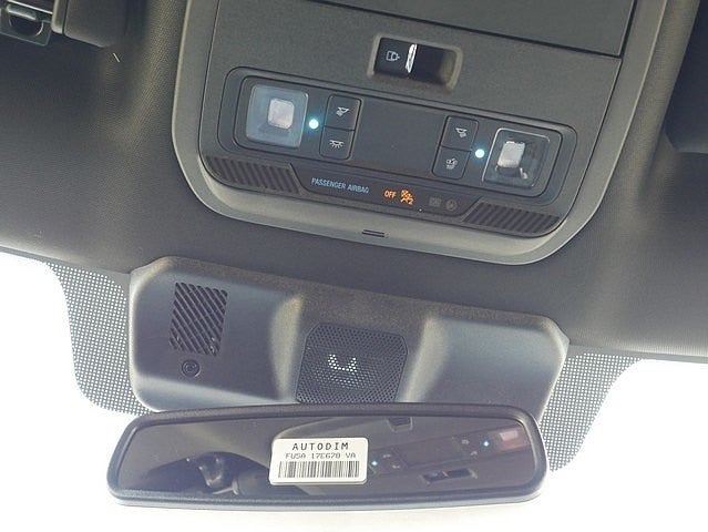 2025 Ford F-150 XLT CREW 4WD