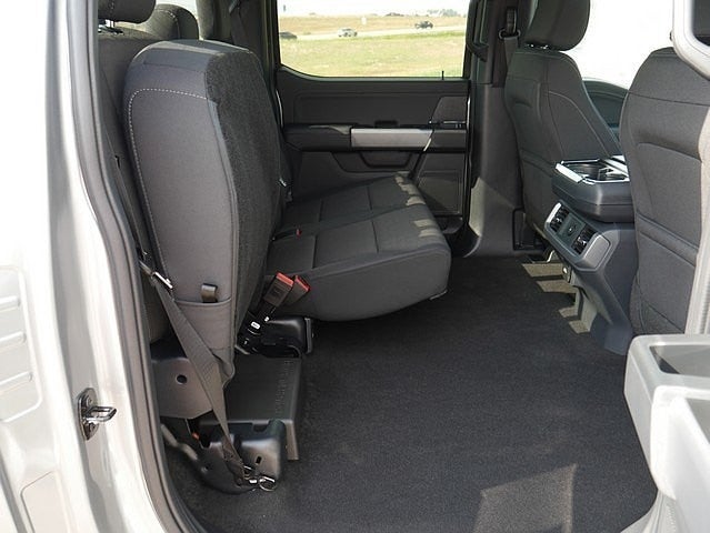 2025 Ford F-150 XLT CREW 4WD