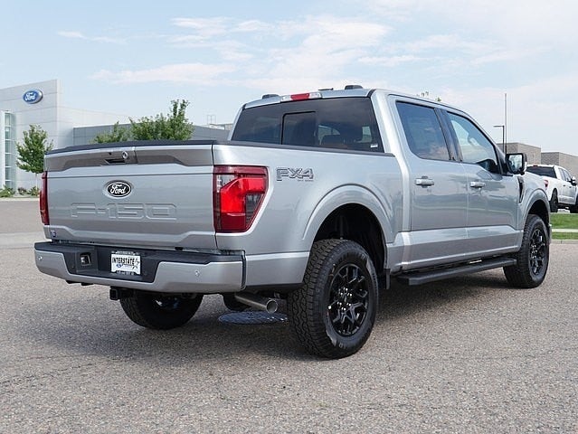 2025 Ford F-150 XLT CREW 4WD