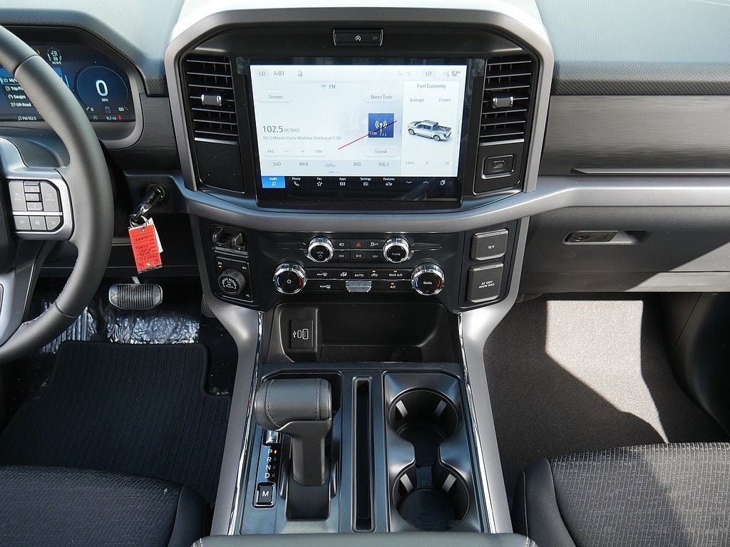 2026 Ford F-150 XLT CREW 4WD