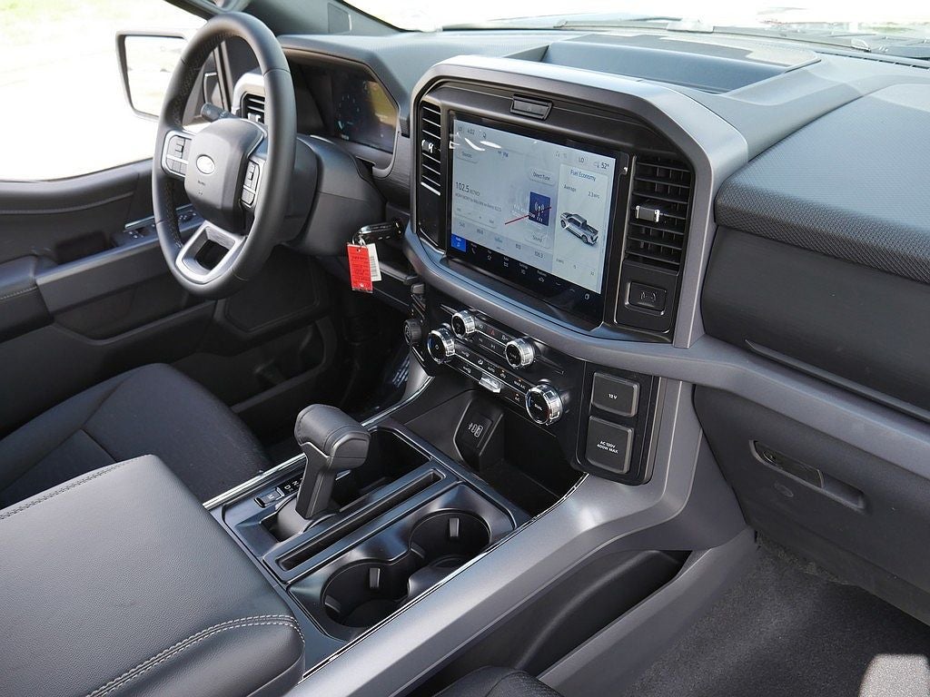 2026 Ford F-150 XLT CREW 4WD