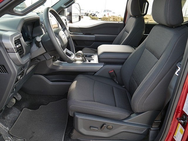 2026 Ford F-150 XLT CREW 4WD