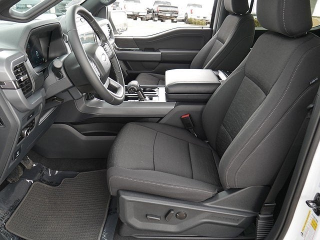 2026 Ford F-150 XLT CREW 4WD