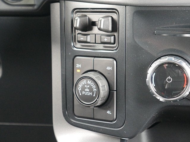 2026 Ford F-150 XLT CREW 4WD