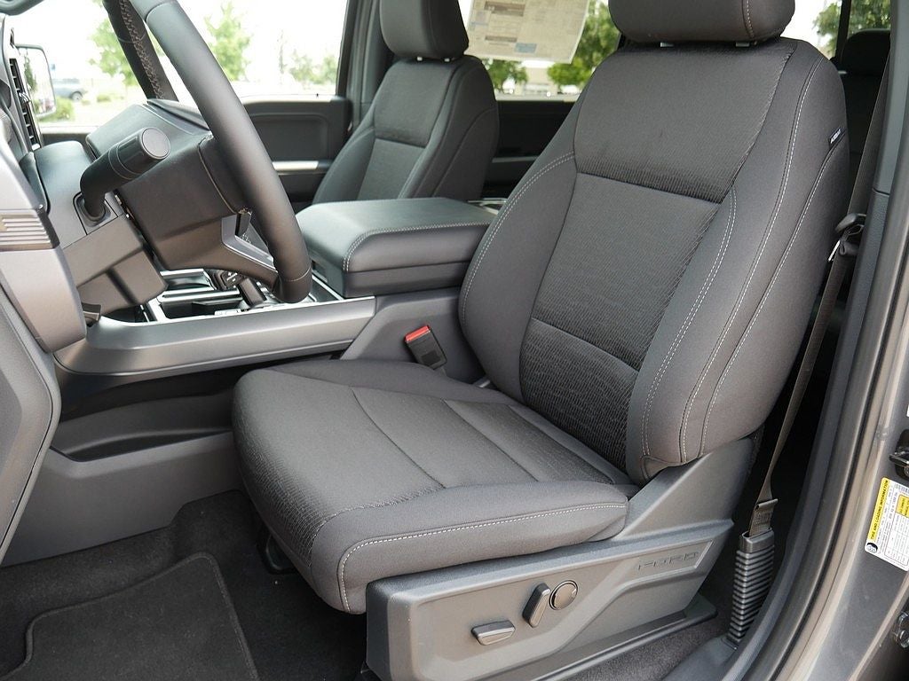 2026 Ford F-150 XLT CREW 4WD