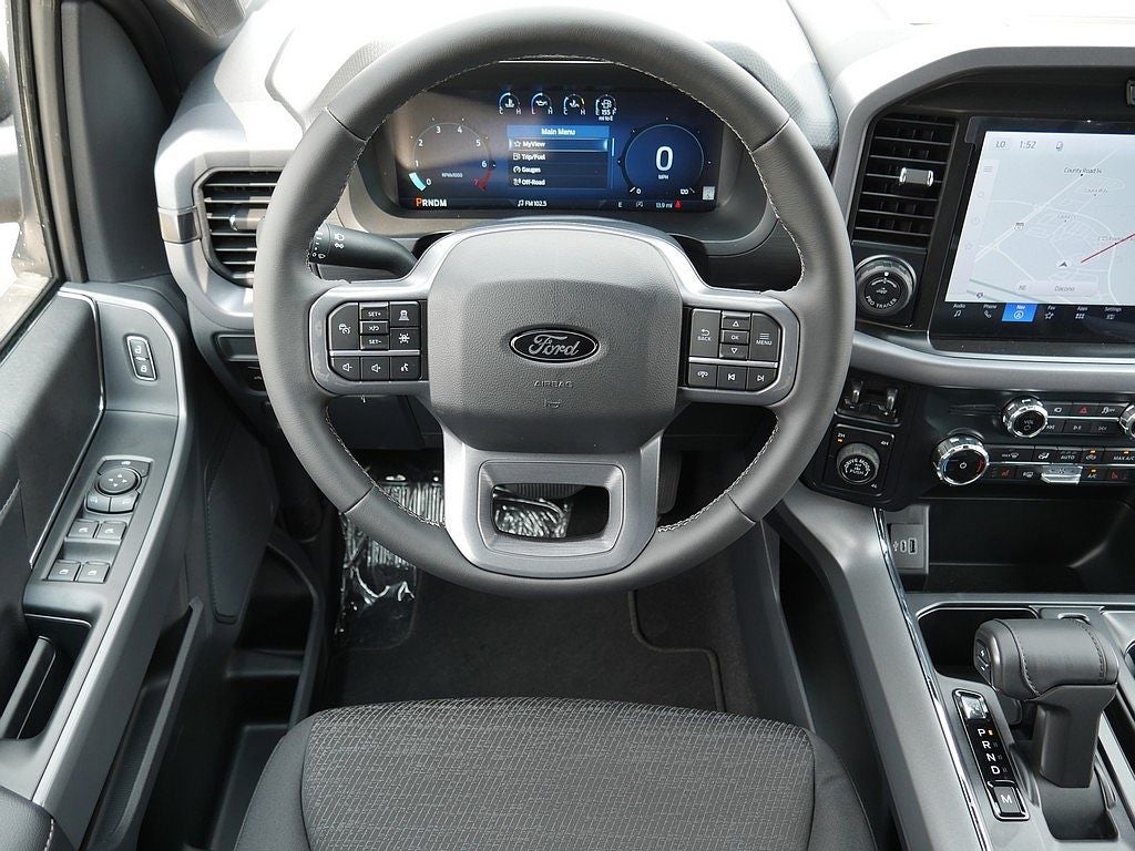 2026 Ford F-150 XLT CREW 4WD