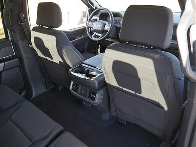 2025 Ford F-150 XLT CREW 4WD