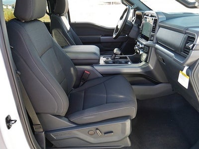 2025 Ford F-150 XLT CREW 4WD