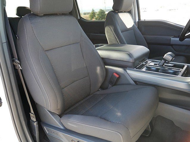 2025 Ford F-150 XLT CREW 4WD