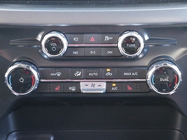 2025 Ford F-150 XLT CREW 4WD