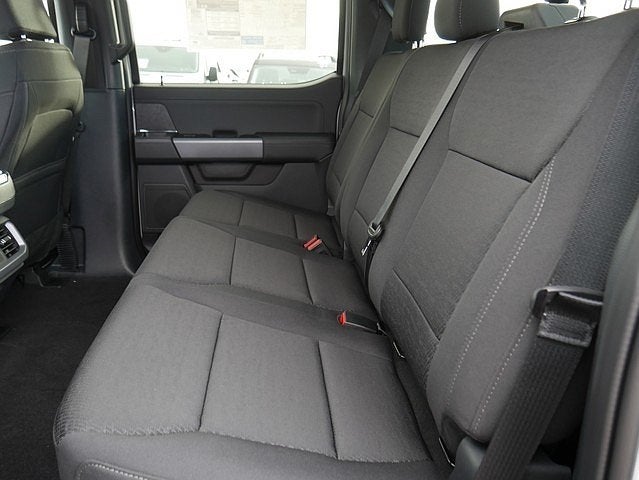 2025 Ford F-150 XLT CREW 4WD