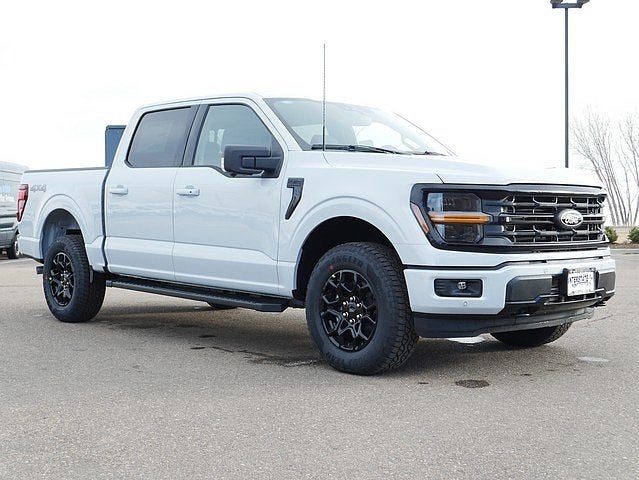 2025 Ford F-150 XLT CREW 4WD