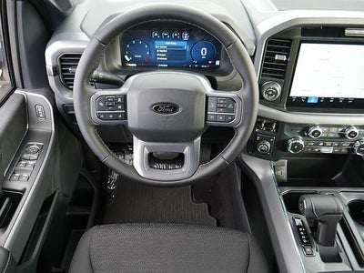 2025 Ford F-150 XLT CREW 4WD