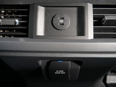 2025 Ford F-150 XLT CREW 4WD