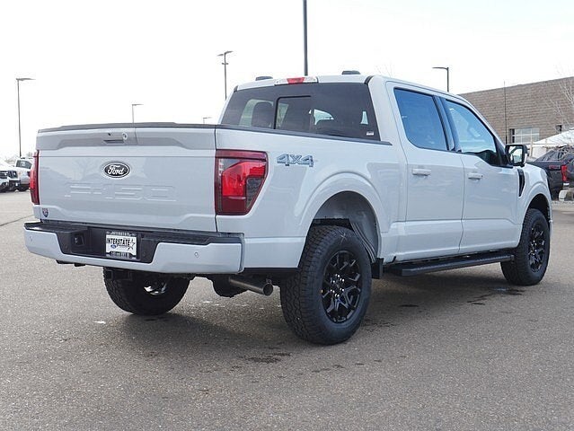 2025 Ford F-150 XLT CREW 4WD