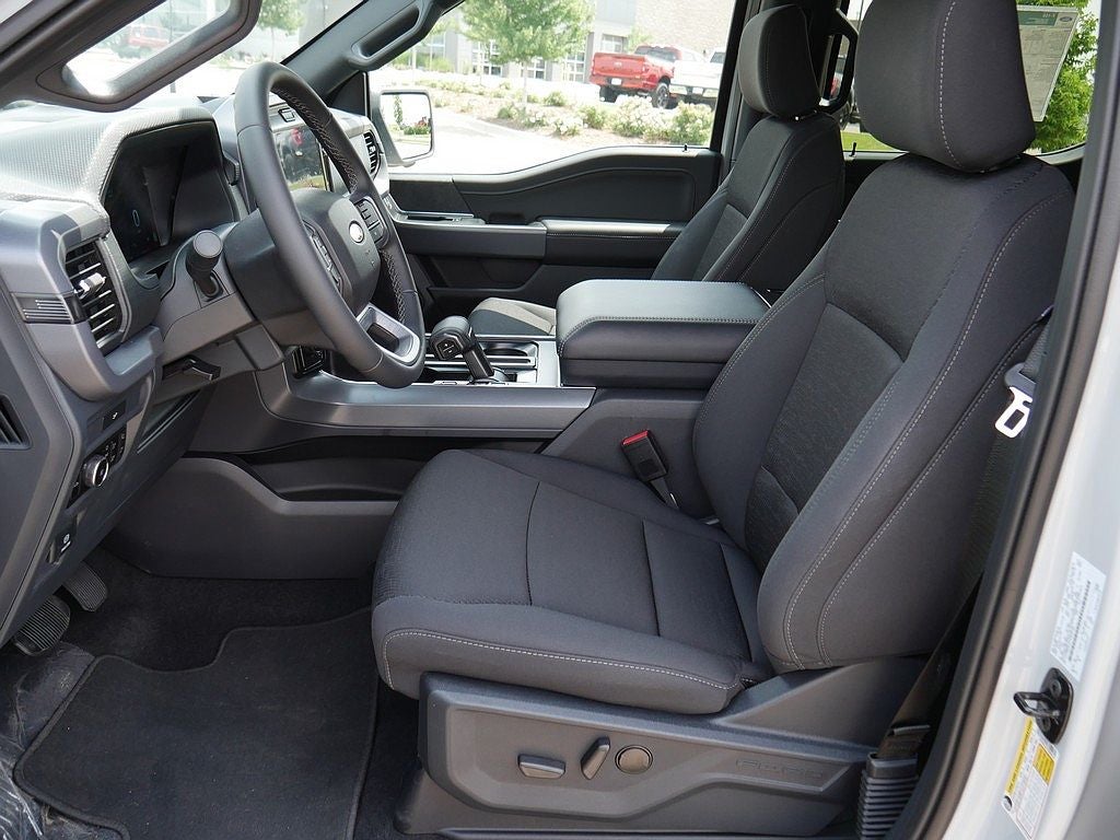 2026 Ford F-150 XLT CREW 4WD