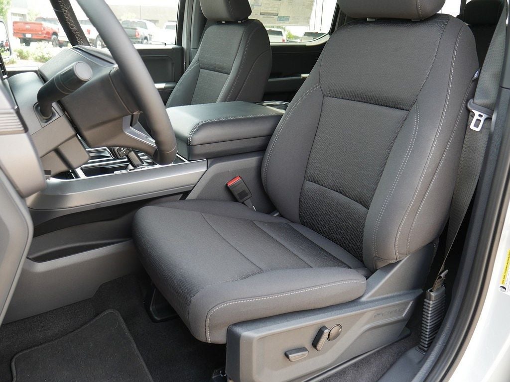 2026 Ford F-150 XLT CREW 4WD