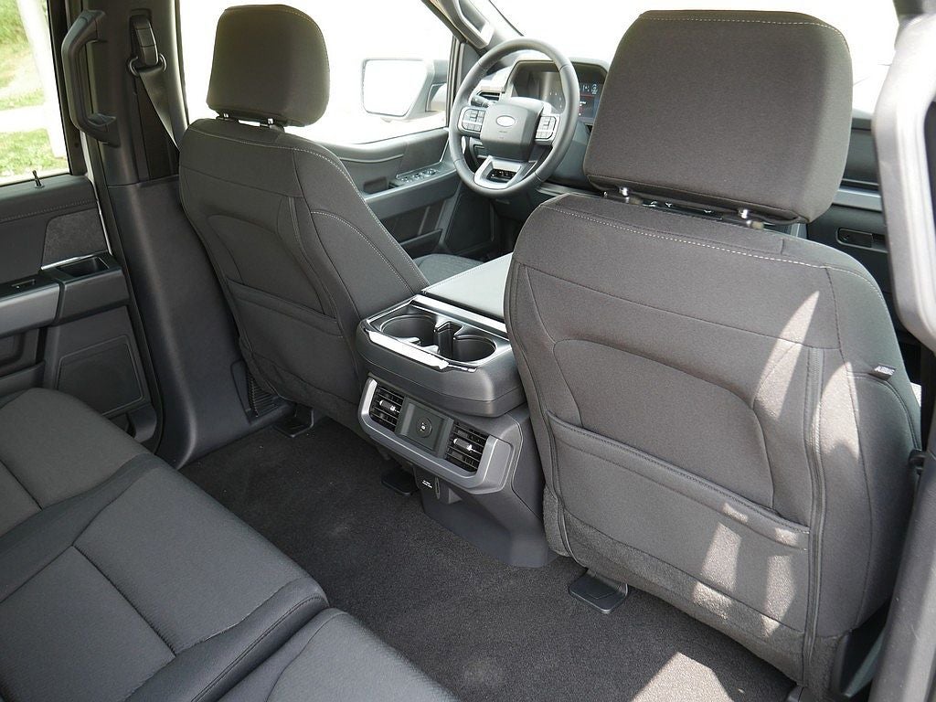 2026 Ford F-150 XLT CREW 4WD