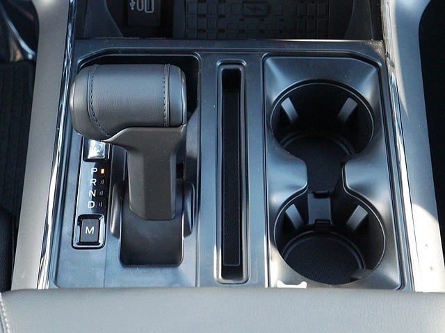 2026 Ford F-150 XLT CREW 4WD