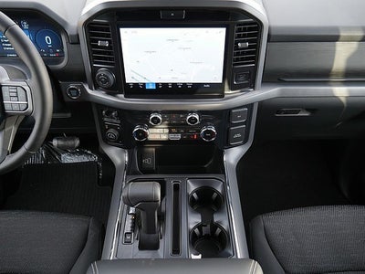 2025 Ford F-150 XLT CREW 4WD