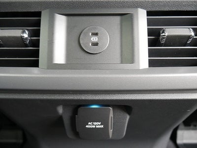 2025 Ford F-150 XLT CREW 4WD