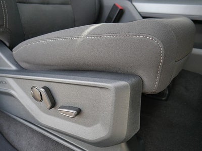 2025 Ford F-150 XLT CREW 4WD