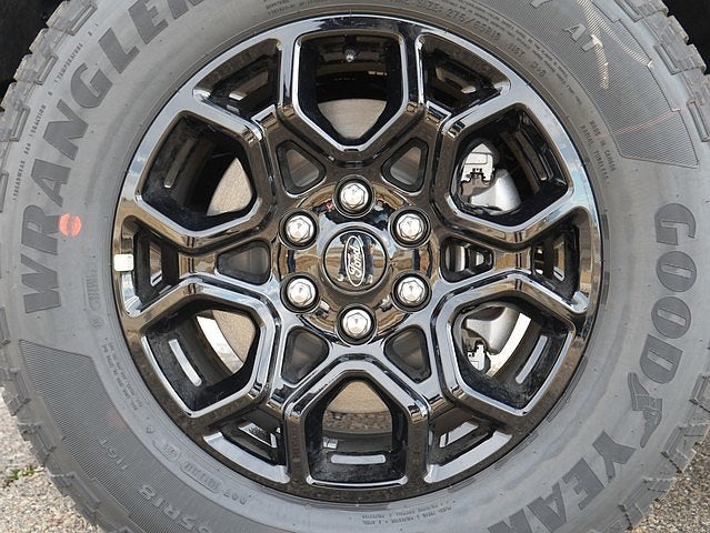 2025 Ford F-150 XLT CREW 4WD