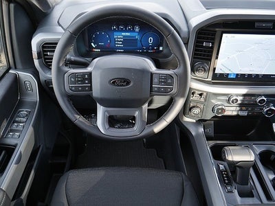 2025 Ford F-150 XLT CREW 4WD