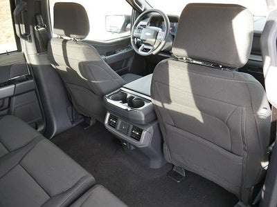 2025 Ford F-150 XLT CREW 4WD