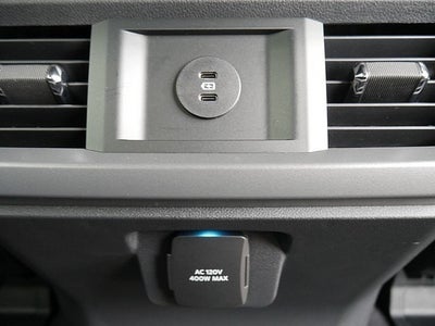 2025 Ford F-150 XLT CREW 4WD